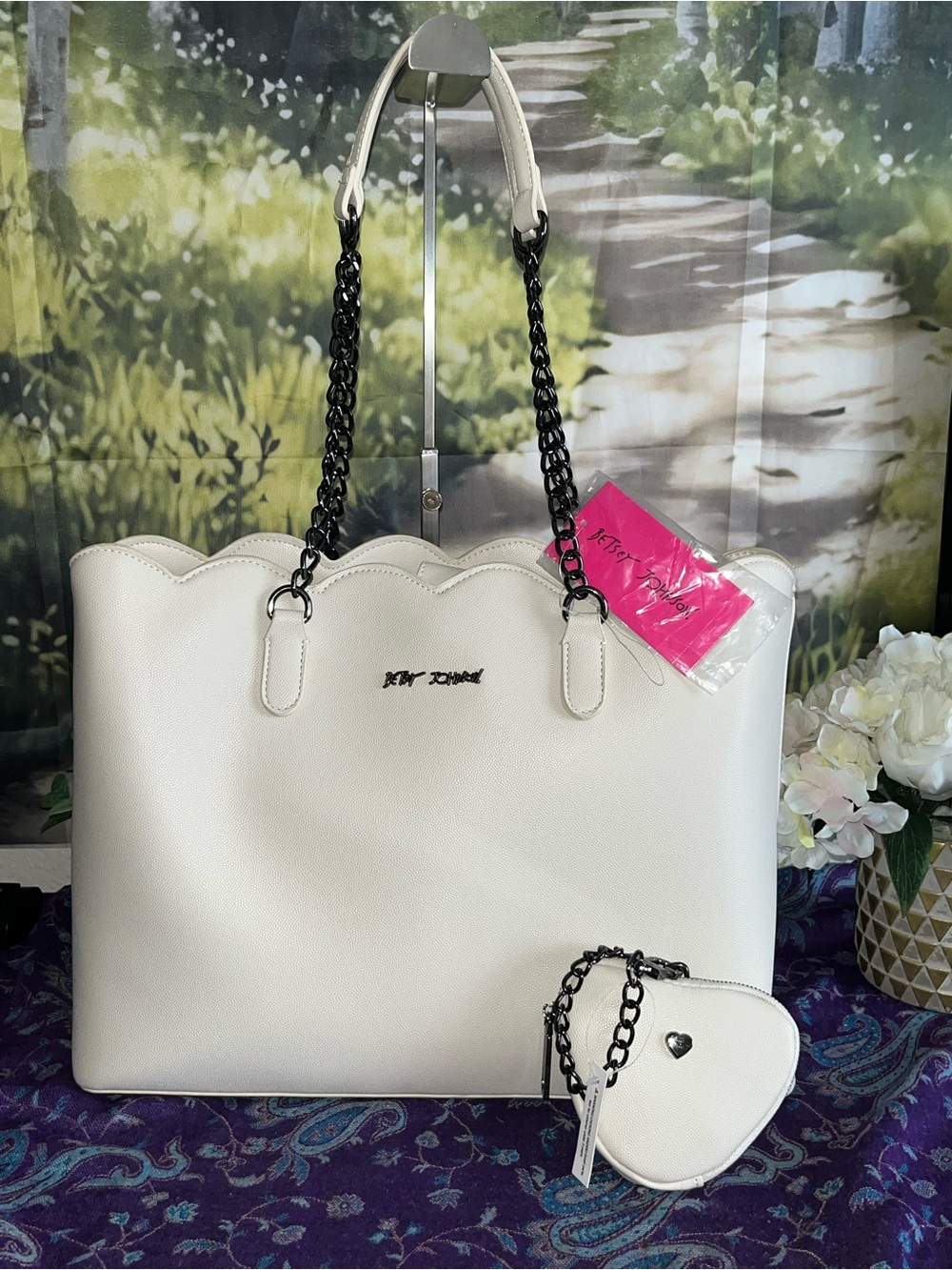 Betsey Johnson Cream Scalloped Tote Shoulder Bag With coin purse